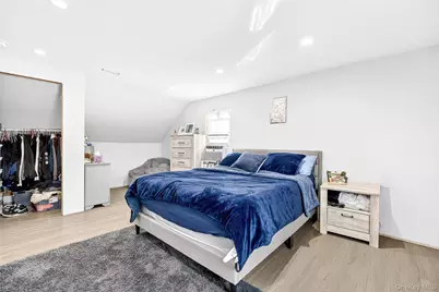 53 Hazelton Road, Yonkers, NY 10710 - Photo 35