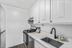 600 Shore Rd, Long Beach, NY 11561 - Photo 11