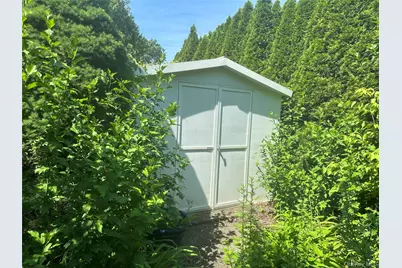 1661 Old Country Road #275, Riverhead, NY 11901 - Photo 11