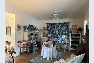 1661 Old Country Road #275, Riverhead, NY 11901 - Photo 5