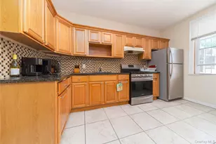 356 Underhill Ave, Bronx, NY 10473 - Photo 3