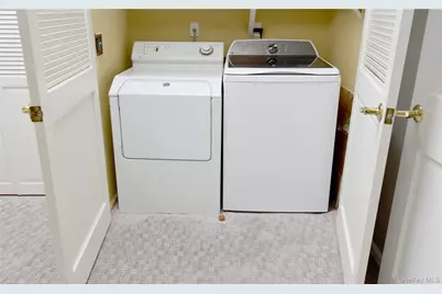 609 Fox Hill Drive, Calverton, NY 11933 - Photo 29