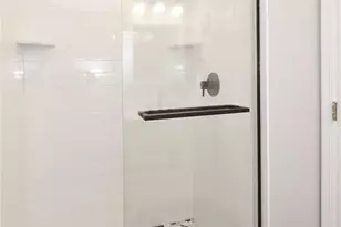 609 Fox Hill Dr, Calverton, NY 11933 - Photo 11