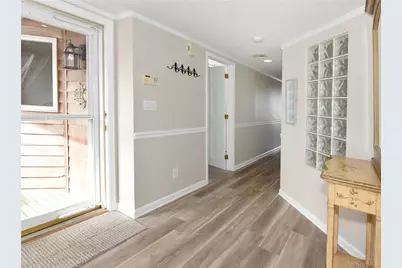 609 Fox Hill Drive, Calverton, NY 11933 - Photo 7