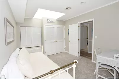 609 Fox Hill Drive, Calverton, NY 11933 - Photo 9