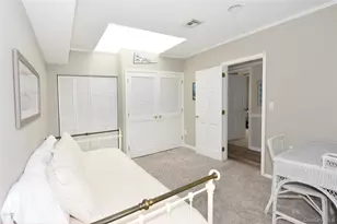 609 Fox Hill Dr, Calverton, NY 11933 - Photo 9