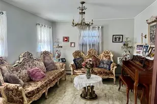 344 Rose St, Massapequa Park, NY 11762 - Photo 5