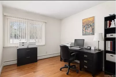 890 Thompson Drive, Bay Shore, NY 11706 - Photo 11