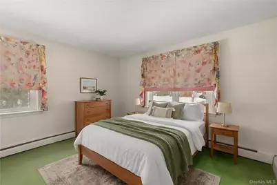 890 Thompson Drive, Bay Shore, NY 11706 - Photo 13