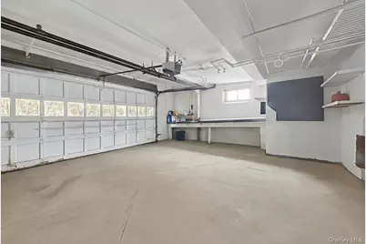 93 Stuyvesant Plaza, Mount Vernon, NY 10552 - Photo 35