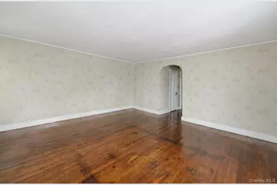 93 Stuyvesant Plaza, Mount Vernon, NY 10552 - Photo 19