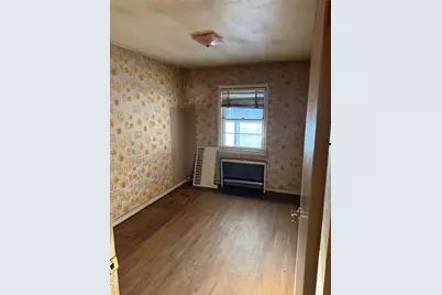 3832 215th Place, Bayside, NY 11361 - Photo 17