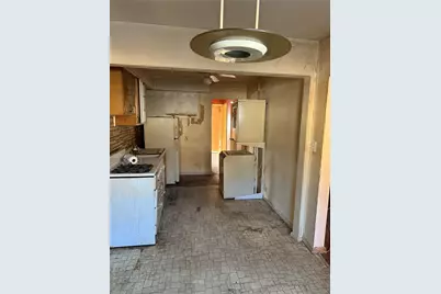 3832 215th Place, Bayside, NY 11361 - Photo 9