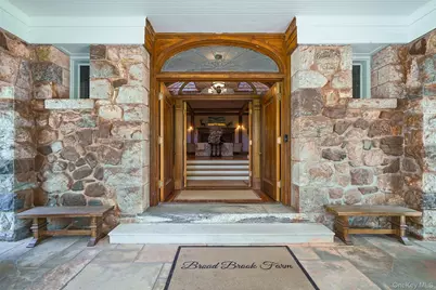 111 Stone Bridge Lane, Bedford Hills, NY 10507 - Photo 3