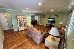 355 Pinelawn Ave, Copiague, NY 11726 - Photo 7