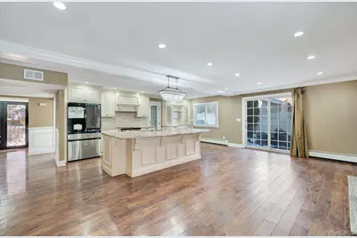 20 Sagamore Way S, Jericho, NY 11753 - Photo 13