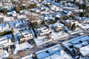 20 Sagamore Way S, Jericho, NY 11753 - Photo 41