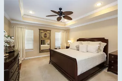 106 Victoria Place, Melville, NY 11747 - Photo 17