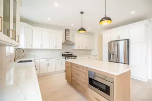 2910 Yale Pl, Baldwin, NY 11510 - Photo 7