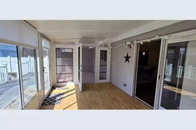 87 5th Avenue, Newburgh, NY 12550 - Photo 17