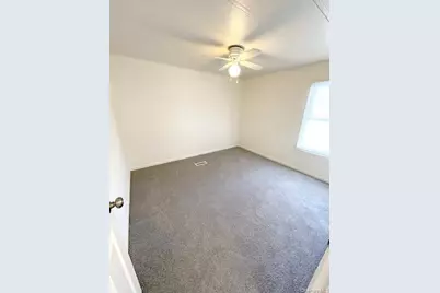 1661 Old Country Road #398, Riverhead, NY 11901 - Photo 11