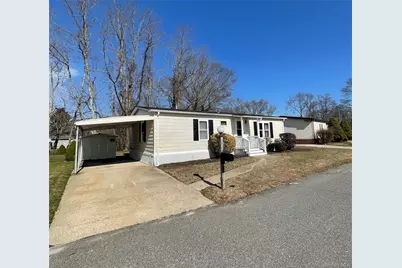 1661 Old Country Road #398, Riverhead, NY 11901 - Photo 3