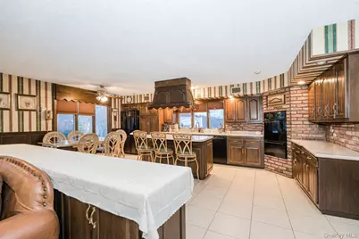 15 Herkimer Street, New York, NY 10301 - Photo 9