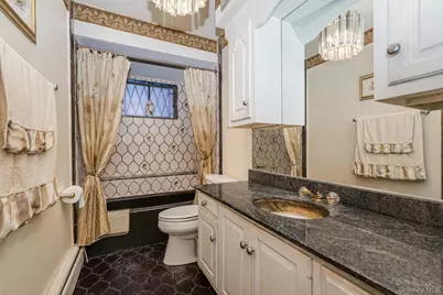 15 Herkimer Street, New York, NY 10301 - Photo 11