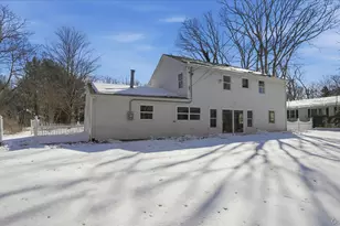 46 Sycamore Cir, Stony Brook, NY 11790 - Photo 29