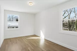 46 Sycamore Cir, Stony Brook, NY 11790 - Photo 23