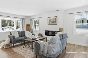 46 Sycamore Cir, Stony Brook, NY 11790 - Photo 7