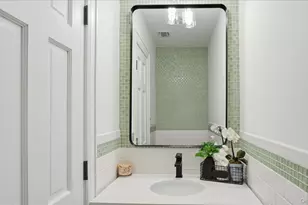 46 Sycamore Cir, Stony Brook, NY 11790 - Photo 17