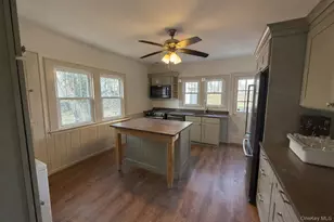 41 Washington Pl, Northport, NY 11768 - Photo 7