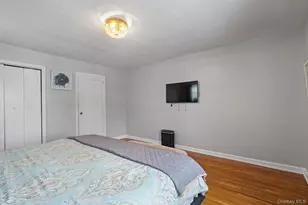 947 Glenwood Rd, West Hempstead, NY 11552 - Photo 19