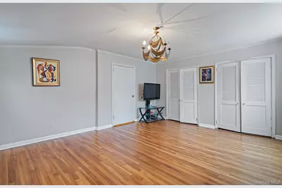 947 Glenwood Road, West Hempstead, NY 11552 - Photo 25