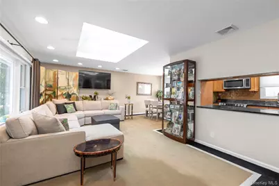 24616 Cullman Avenue, Little Neck, NY 11362 - Photo 3