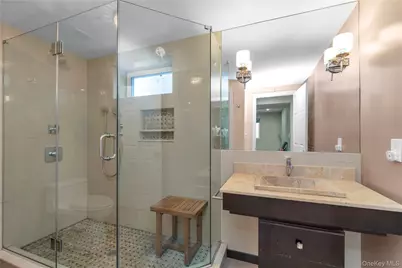 24616 Cullman Avenue, Little Neck, NY 11362 - Photo 13