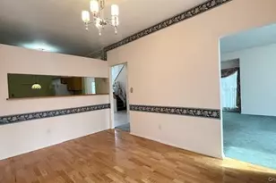 28 Willow Ridge Dr, Smithtown, NY 11787 - Photo 27