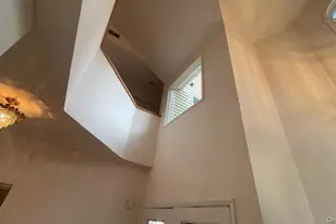 28 Willow Ridge Dr, Smithtown, NY 11787 - Photo 31