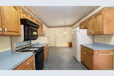 28 Willow Ridge Drive, Smithtown, NY 11787 - Photo 15