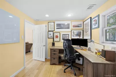 5 Metcale Lane, East Northport, NY 11731 - Photo 19