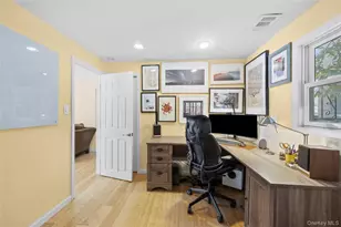 5 Metcale Ln, East Northport, NY 11731 - Photo 19