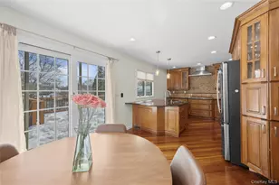 5 Metcale Ln, East Northport, NY 11731 - Photo 7