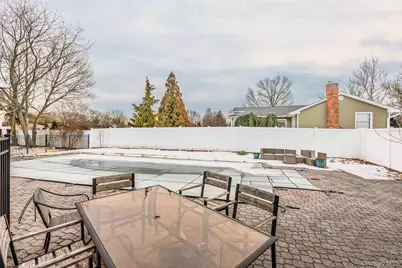 5 Metcale Lane, East Northport, NY 11731 - Photo 29