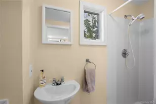 5 Metcale Ln, East Northport, NY 11731 - Photo 19