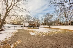 5 Metcale Ln, East Northport, NY 11731 - Photo 31