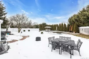 79 Amy Dr, Sayville, NY 11782 - Photo 29