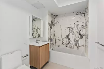 10 Lyon Place #503/5C, White Plains, NY 10601 - Photo 9