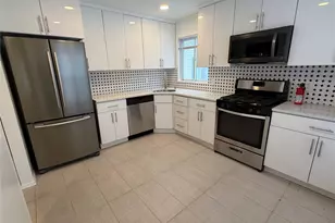 62 Linwood Rd N, Port Washington, NY 11050 - Photo 3