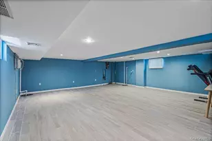 157-40 9th Ave, Whitestone, NY 11357 - Photo 37